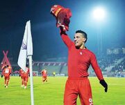 روح مسی در جسم حسین‌زاده