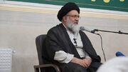 تنها راه نجات بشر، حرکت در مسیر اسلام و مدیریت صالحان الهی است