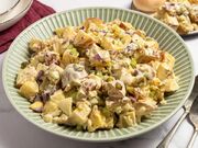 طرز تهیه سالاد سیب‌زمینی با سس مخصوص؛ یک سالاد خوشمزه و پرطرفدار
