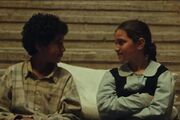 کودکی در سایه غیاب