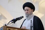 وحدت رمز عبور ایران از فشارهای دشمن است