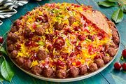 طرز تهیه آلبالو پلو مجلسی با گوشت قلقلی و مرغ + مواد لازم و کالری
شام چی بپزم جلوی مهمان خاص آبروداری کنم؟ /طرز تهیه یک خورش محبوب و سنتی
طرز تهیه باقالی پلو با ماهیچه مجلسی برای مهمانی