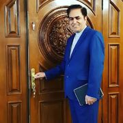 تاج ابرقدرتی در حال افتادن از سر آمریکاست