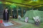 حضور رهبر معظم انقلاب در حرم مطهر حضرت امام خمینی(ره)