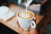 از چه مدتی قبل از خواب نباید قهوه نوشید؟