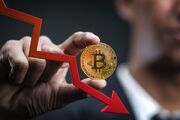سقوط ۵۰ درصدی بیت‌کوین؛ زمان خرید رمزارزها رسیده؟