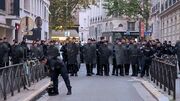 برای کنترل اعتراضات در فرانسه؛ علاوه بر ارتش، کارآموزان پلیس هم فراخوانده شدند