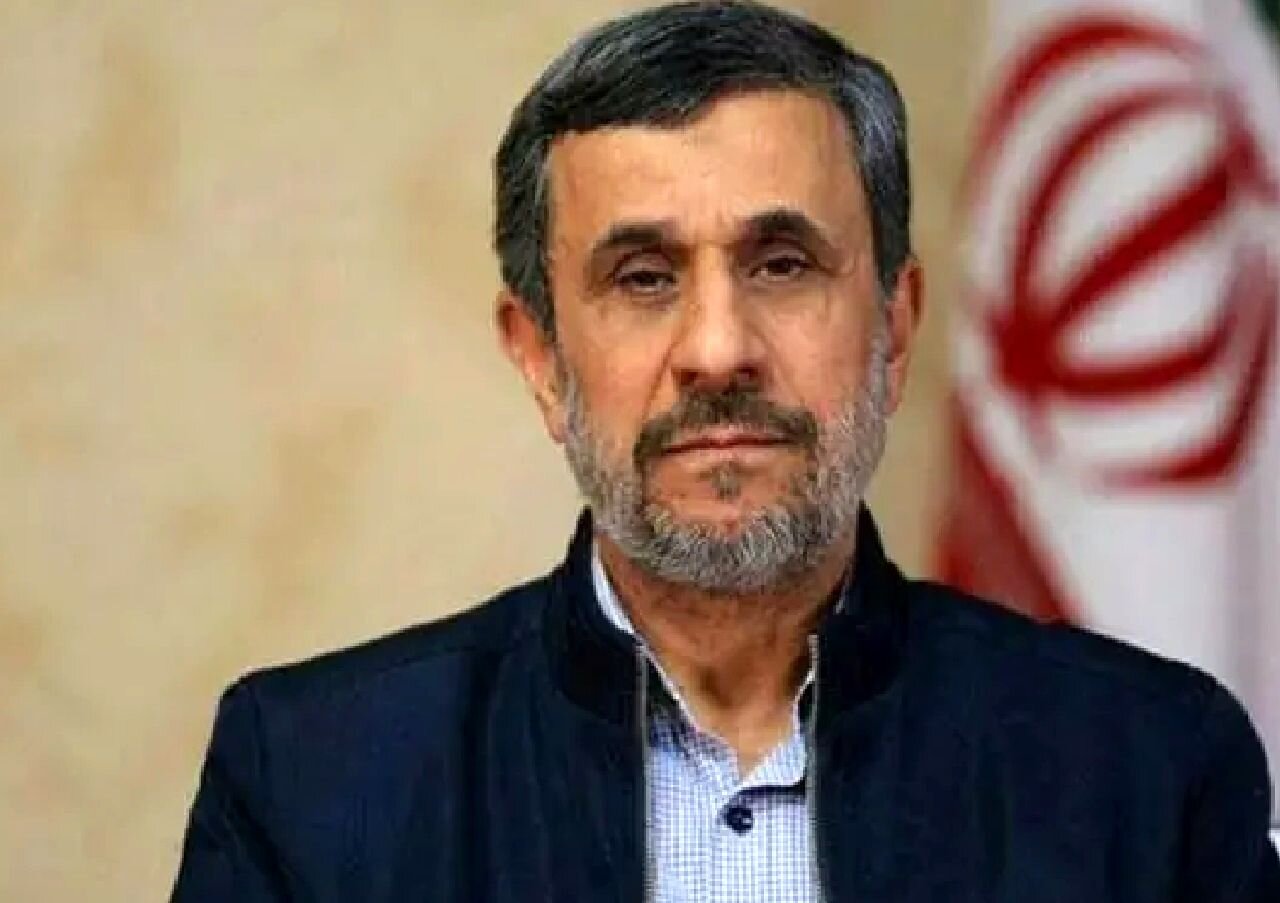 Imitation of Ahmadinejad's Face and Voice Spreads in the Virtual Space