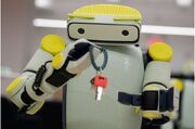 رباتی که می‌خواهد همبازی انسان‌ها باشد / عکس