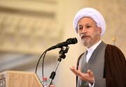 گرامی داشت یاد «طیب رضایی » در خطبه‌های امام جمعه شیراز / بازخوانی تاریخی ماجرای دستگیری امام خمینی(ره) در منزل شان در سال ۱۳۴۲