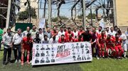 دیدار نمادین استقلال و پرسپولیس با هنرمندان/ حمله به اماکن ورزشی محکوم شد