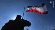 عکس/ ادای احترام مردم یزد به پرچم ایران