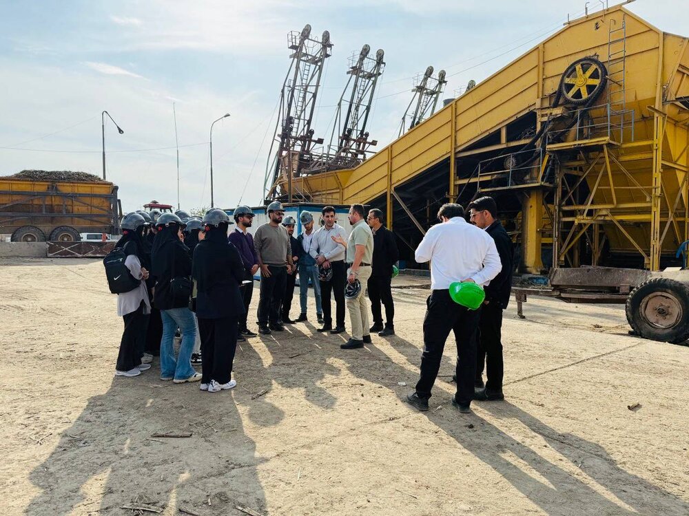 بازدید دانشجویان مهندسی بهداشت حرفهای و ایمنی کار از شرکت کشت و صنعت نیشکر هفتتپه