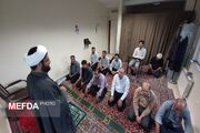 برگزاری نماز جماعت در شبکه بهداشت و درمان اهر به امامت حجت‌الاسلام برقی