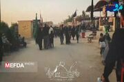 هر قدم، سلامی است به کربلا و هر نگاه، گره‌خورده به نام حسین