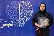 قلم است که می تواند ما را از پنجره اتاق به یک جهان دیگر پرت کند