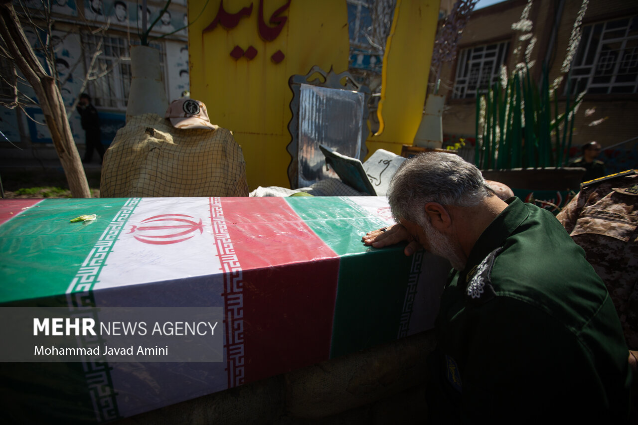 پیکر ۲ شهید گمنام در زنجان تشییع میشود