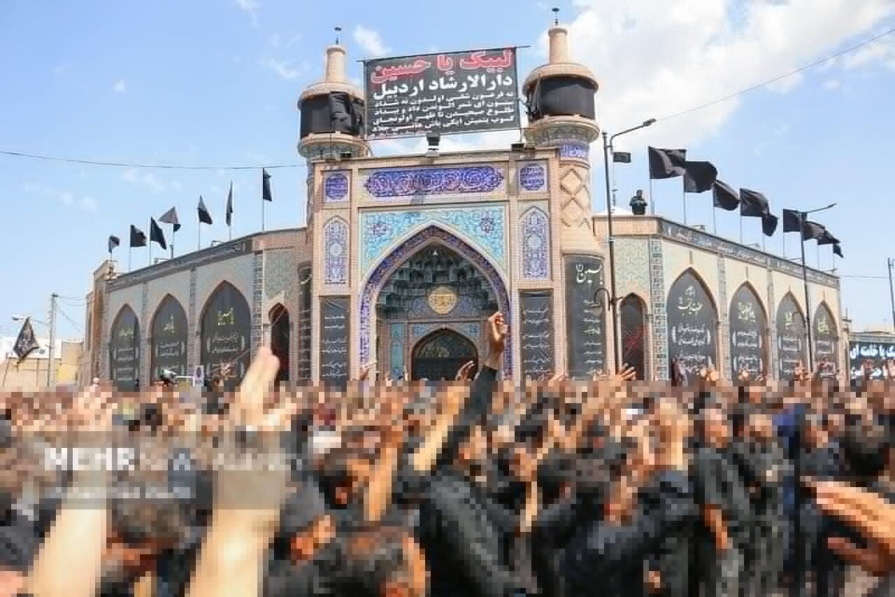 اجتماع عظیم تاسوعا در اردبیل آغاز شد
