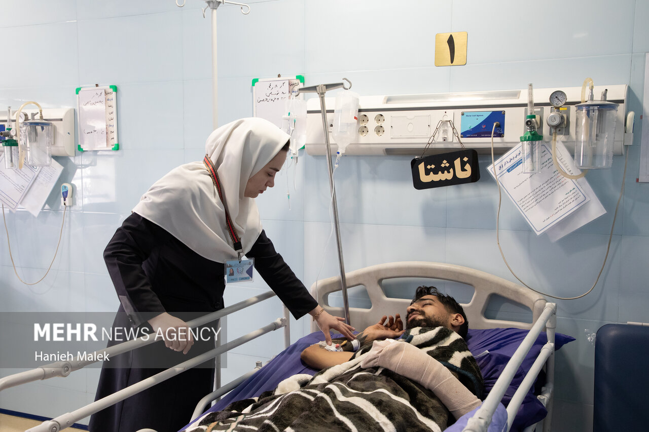 هر سال ۵ هزار پرستار از سیستم درمانی خارج می شوند