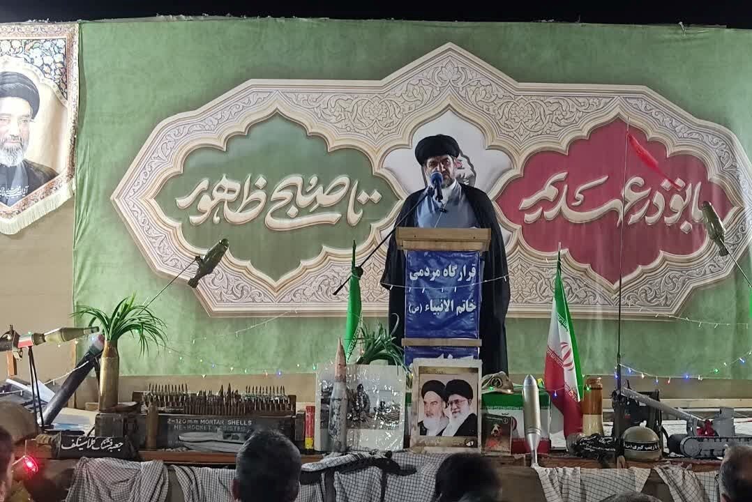 امام جمعه گناوه: انسجام ملی، کلید مقابله با توطئههای دشمن