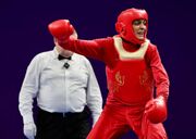 شهربانو منصوریان مدال طلای جام جهانی ووشو را به گردن آویخت