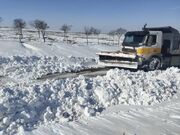 اسدی: ارتفاع برف اخیر در برخی مناطق فیروزکوه به ۲متر رسید