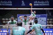 شهداب صدرنشین ماند/پیروزی پیکان و فولاد سیرجان