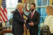 سانا: ترامپ و احمد الشرع درباره حمایت از اقتصاد سوریه گفت‌وگو کردند