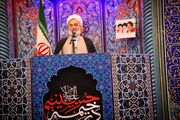 حضور مردم در خیابان نشانه عزم ملی برای دفاع از انقلاب است