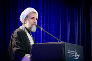 امام جمعه قزوین: پیروزی میدان نبرد نباید پشت میز مذاکره از دست برود