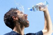 آفتاب نفس‌ها را می‌برد
