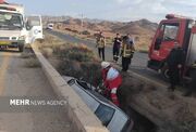سقوط پراید در محور ایوانکی- آبسرد؛ یک نفر از اتباع خارجی جان باخت