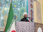 خطیب جمعه بم: رهبر شهیدانقلاب فقیهی جامع‌الشرایط و سیاستمداری نخبه بود