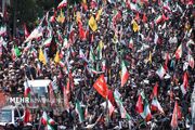 وداع مردم دیار آفتاب با رهبر شهید همپا با تشییع کنندگان در مشهد