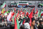 تجلی دفاع الهی در عظمت تشییع پیکر رهبر شهید انقلاب