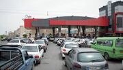 صفوف بنزین در کرمان ادامه دارد؛ رونمایی از ۵۰ لیتر بنزین ۵ هزار تومانی