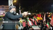 همخوانی نماهنگ «تنگه رو محکم بگیر» در تجمع مردم شیروان