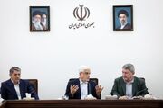 عارف: شهادت می‌دهم رئیس‌جمهور به اصل ولایت فقیه اعتقاد کامل دارد