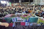استقبال باشکوه مردم دیر از پیکر سه شهید حملات اخیر دشمن