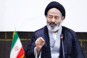 نواب: آیت‌الله شبیری زنجانی بر پیوند علم و معنویت تأکید داشت