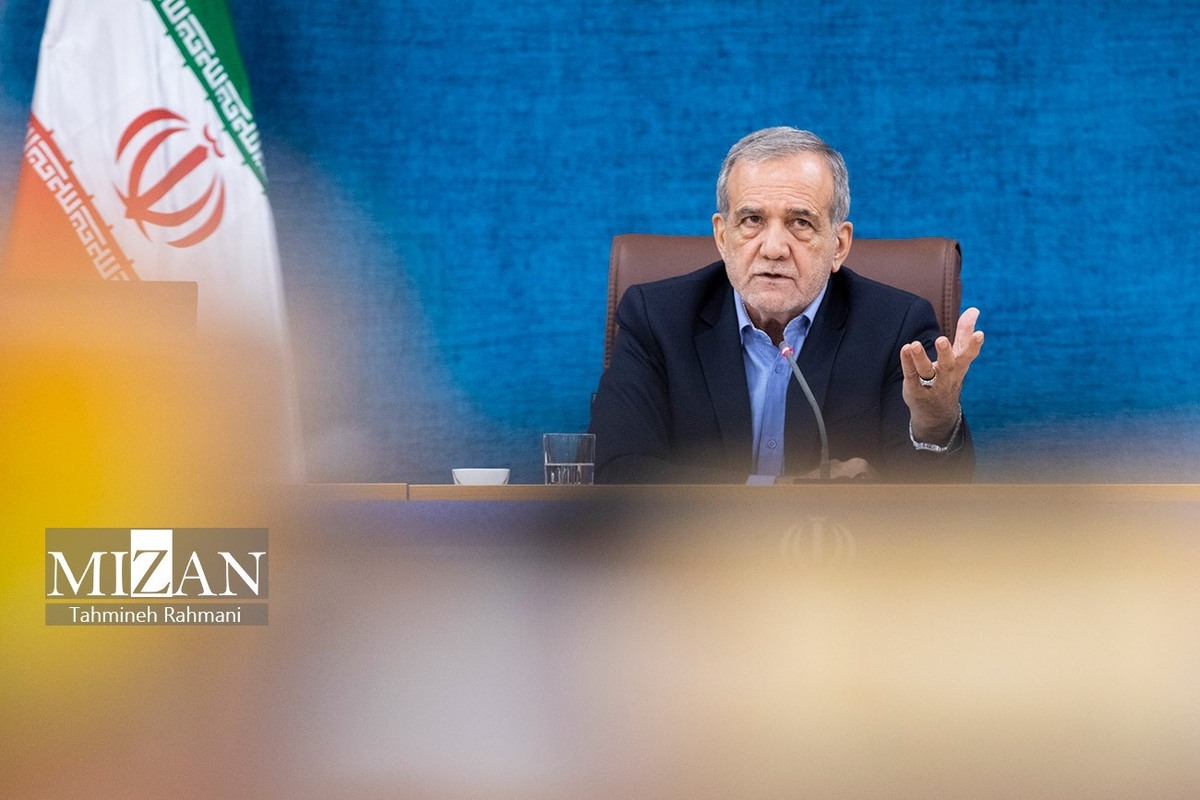 پزشکیان: بریکس باید نقشی محوری در مقابله با روند نگرانکننده یکجانبهگرایی ایفا کند