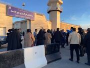 بازدید اصحاب رسانه در تور رسانه‌ای از روند اشتغال در زندانیان زندان مرکزی بیرجند/ اشتغال ۵۰ نفر از مددجویان در مزرعه بزرگ پرورش شترمرغ حامی