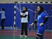 سرمربی هندبال بانوان استقلال: در سال اول حضورمان نتایج قابل قبولی گرفتیم