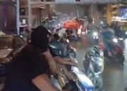 حرکت جوانان لبنانی به سمت مقر نخست‌وزیری در مرکز بیروت برای اعتراض علیه توافق سازش با رژیم صهیونیستی
