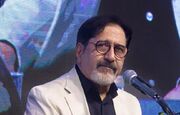 شنیدن نوستالژی‌های حسام الدین سراج، تماشای «ذکر خنجر» و چند داستان دیگر در سومین شب از «روایت رحمت»