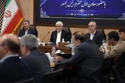 عارف: اداره کشور با منابع محدود، هنر اصلی دولت است