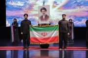 افتتاحیه جشنواره بین‌المللی تئاتر مقاومت/ چراغ جشنواره به دست فرزند شهید روشن شد