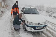 جاده های گلستان لغزنده و زنجیر چرخ الزامی است