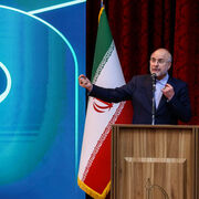 ۳ساعت بیان صریح مطالبات دانشجویی و پاسخ‌های شفاف رئیس مجلس