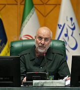 قالیباف: حقوق‌ باید متناسب با تورم افزایش یابد